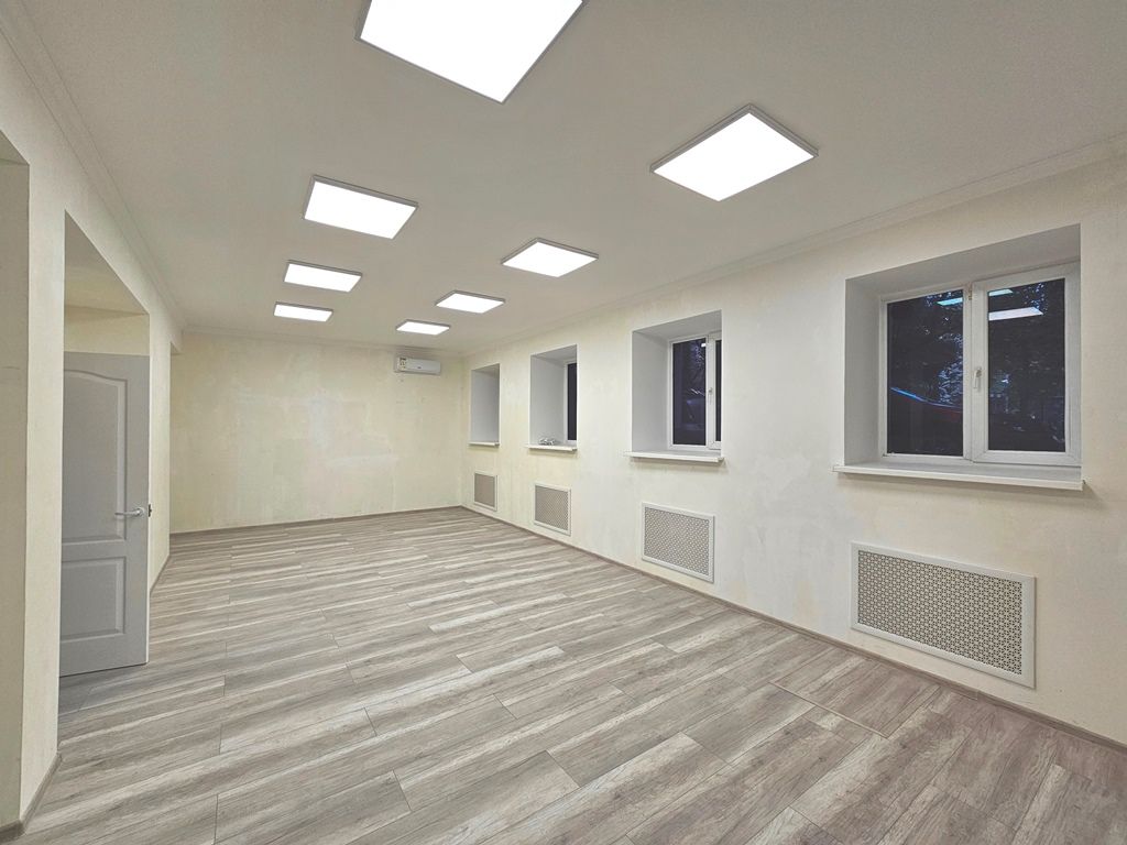  Торгово-офісне приміщення, Грушевського М., 28/2, Київ, W-767823 - Фото 2